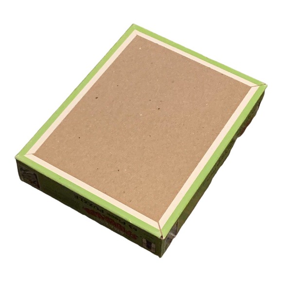 The Rainbow Works 1988 The Amazing Spider-Man 63-Piece Puzzle, Unopened - Picture 5 of 6